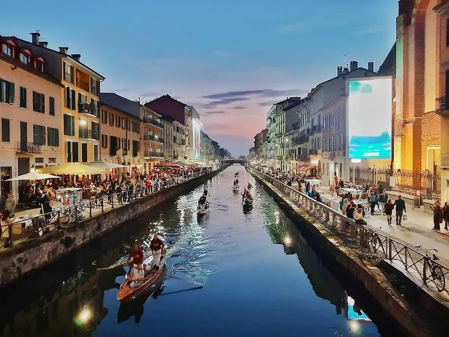 Relax Home - Milano Navigli 0*, Milan Italy